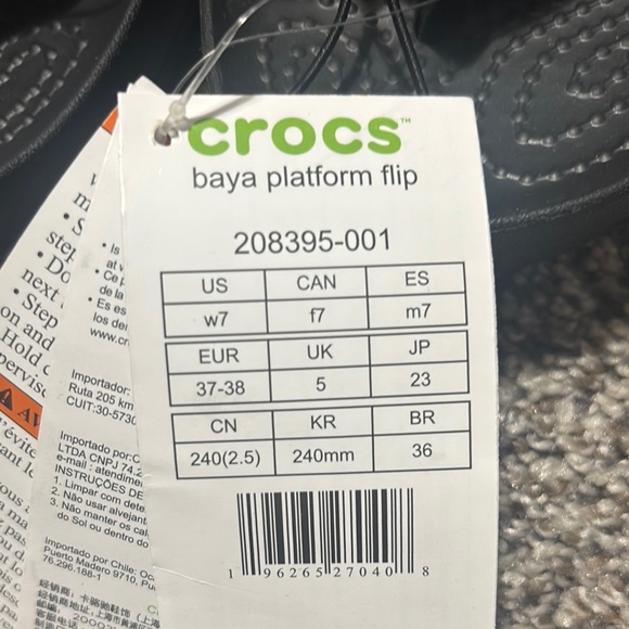 Crocs Women's Baya Platform Flip Sandals - Picture 2 of 6